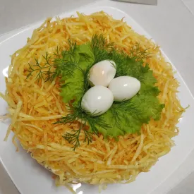 Салат "Гнездо глухаря"